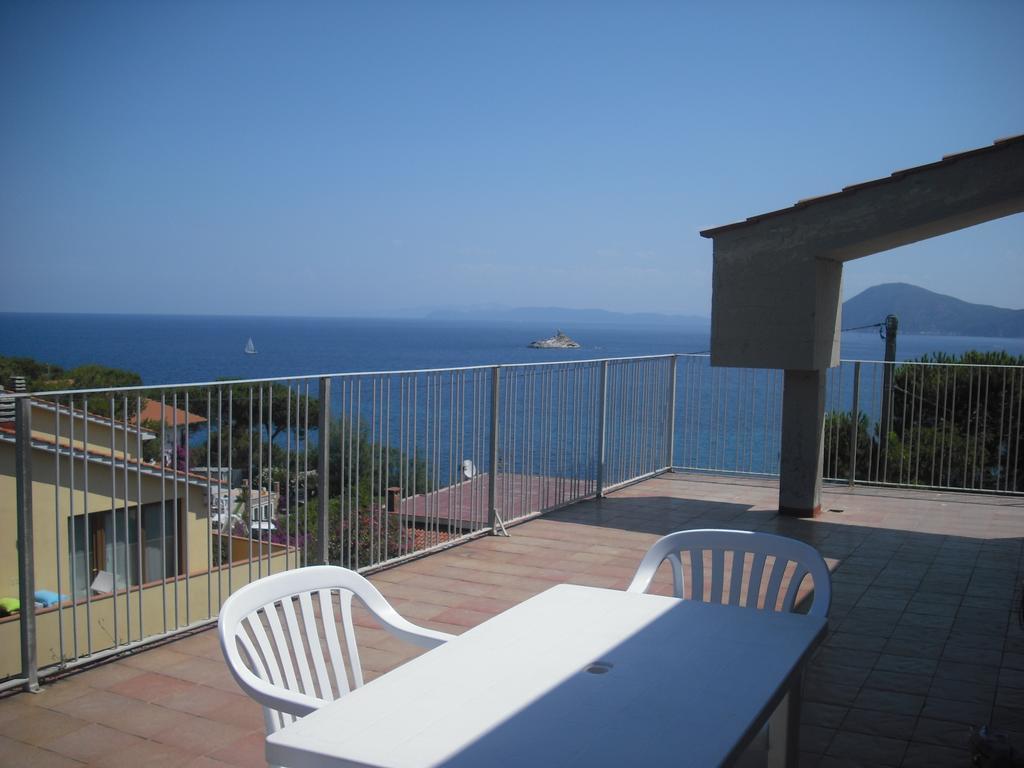 Hotel Villa Padulella Portoferraio Room photo