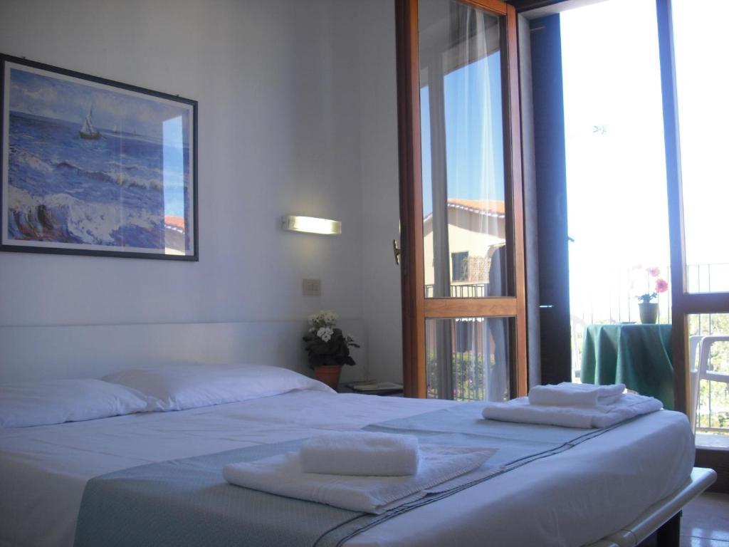 Hotel Villa Padulella Portoferraio Exterior photo
